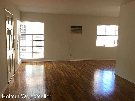 2nd image of 4464 Hazeltine Ave APT 6A