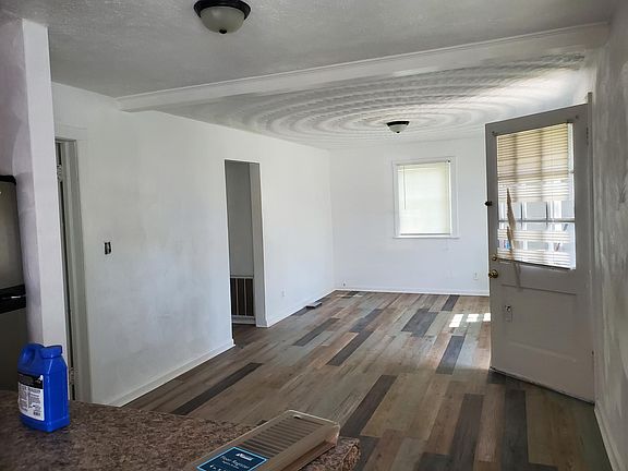 3rd image of 9 Fiske St