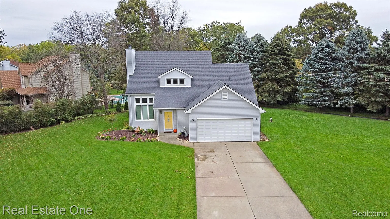 5831 Winterberry Park Dr photo 1