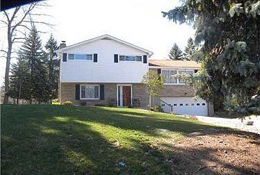 1st image of 904 1st St