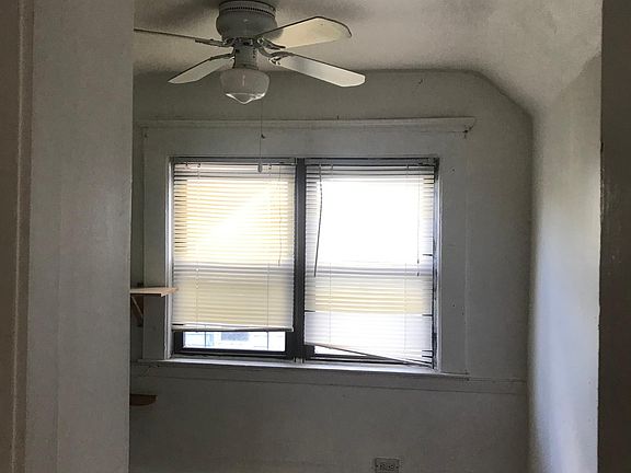 3rd image of 14 North Ave Floor 3
