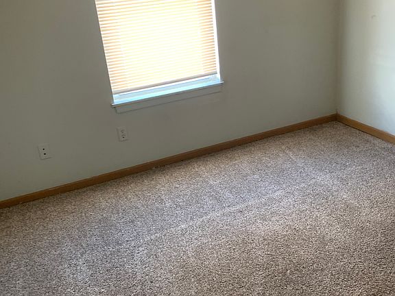 5th image of 4481 Ammon Ave #1