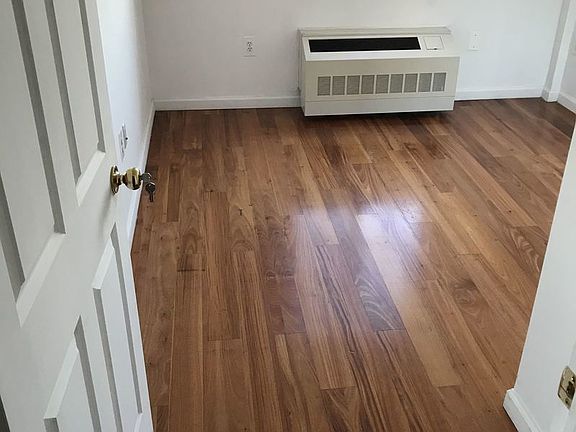 5th image of 24 Lawton St APT 1D