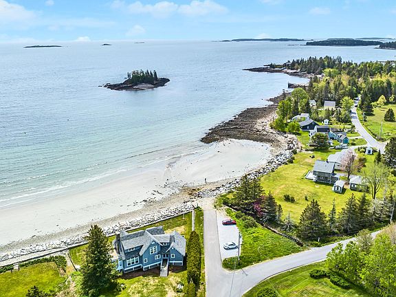 2nd image of 19 Crescent Beach Road