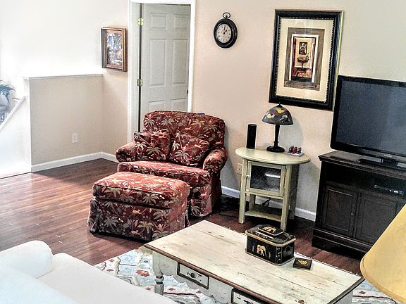 5th image of 6635 Creekhead Dr