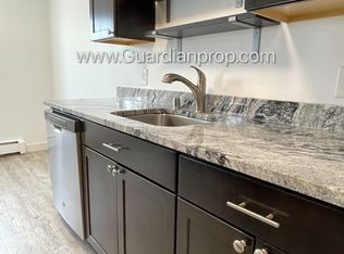 735 Tyler St NE APT 8, Minneapolis, MN 55413