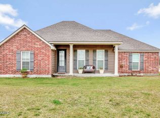 113 Old Rock Rd, Youngsville, LA 70592