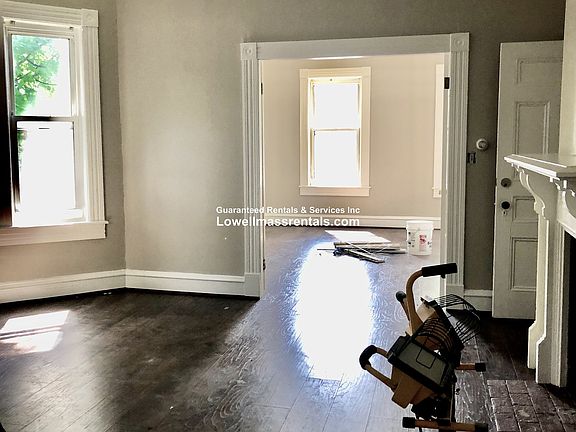 5th image of 66 Huntington St #1