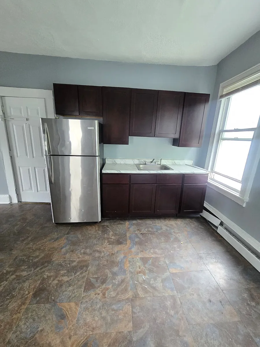 Building Photo - 113 Lyon St #2R