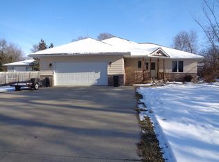 1405 21st St SW, Austin, MN 55912