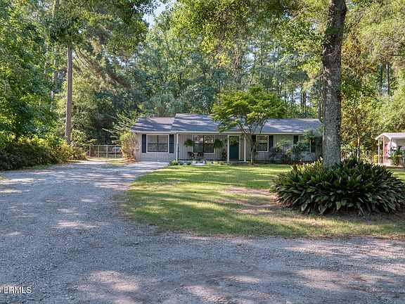2nd image of 640 Old House Road