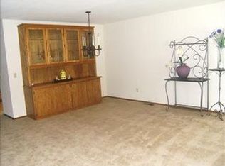 1137 Spruce Tree Cir, Sacramento, CA 95831