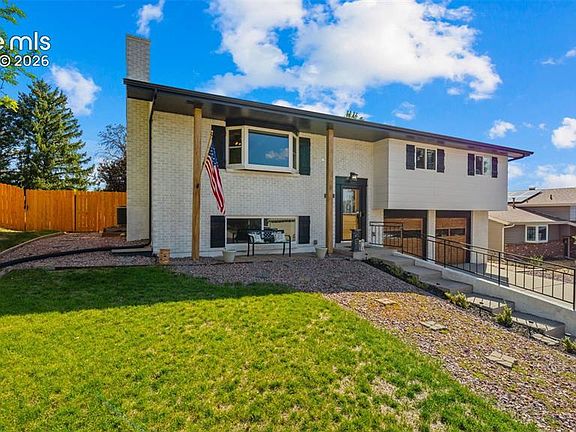 3rd image of 5055 Bunk House Ln