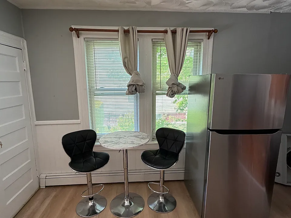 113 Summerfield Ave