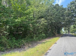 1 Shady Grove Rd, Boaz, AL 35956