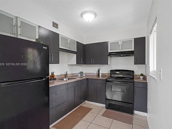 2nd image of 510 NW 24th Ave #24