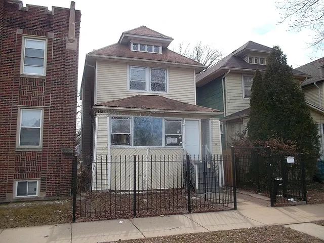 3311 W 61st Pl photo 1