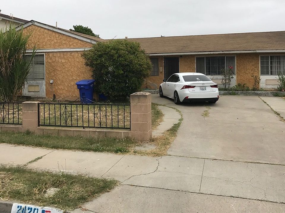 1st image of 2420 Melrose St