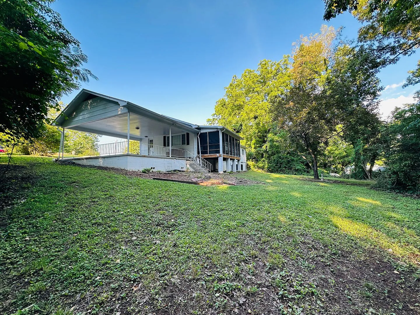 Sprawling Oak Ridge Ranch: Your Private Wooded Sanctuary — Photo 4