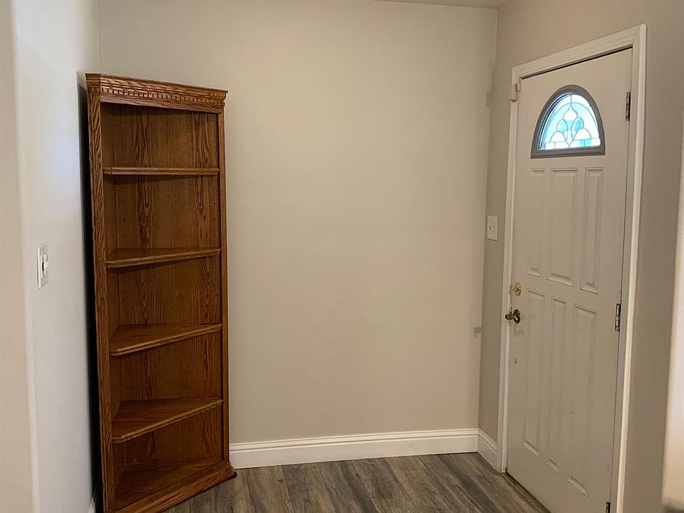 1st image of 435 N 6th Ave