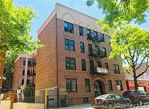 2nd image of 132-30 Sanford Avenue #3B