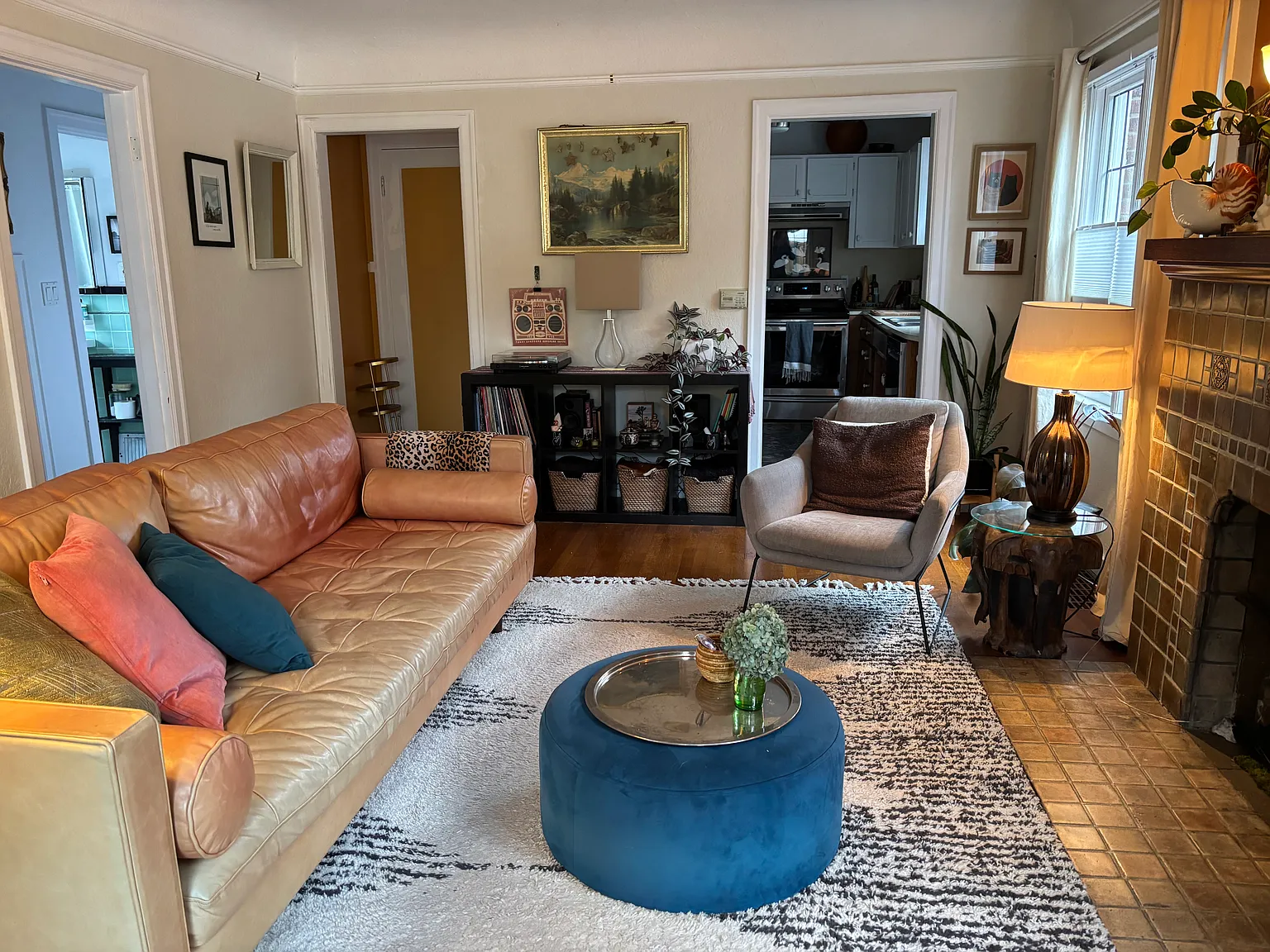 3 bed, 1500 sqft, $4,900 — Photo 3