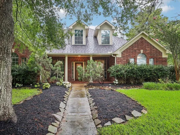 14326 Chartley Falls Dr, Houston, TX 77044
