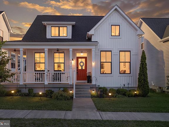 3rd image of 1011 Furgeson Ln