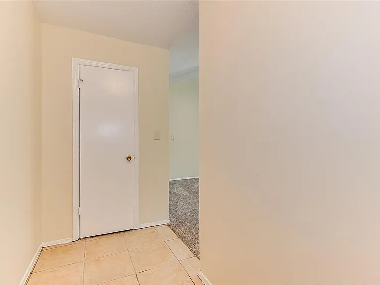 4532 Hillside Dr — Photo 6