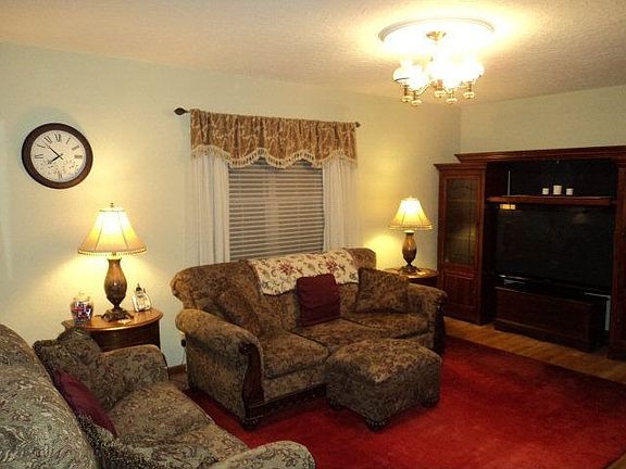 4th image of 1021 Woodlawn Ave
