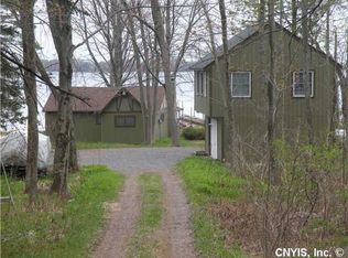 95 Whitney Ln, Sandy Creek, NY 13145