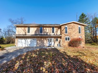 4267 Lippincott Rd, Lapeer, MI 48446