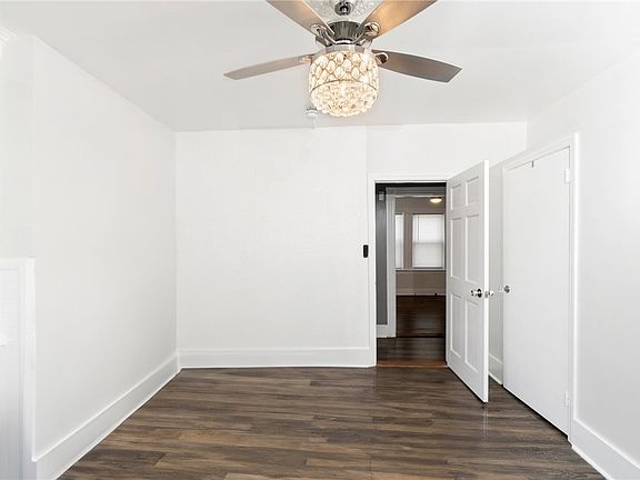 4th image of 22 Goddard St Floor 1