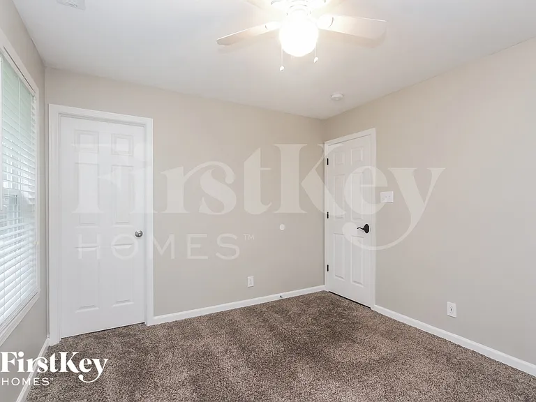 7203 Tresa Dr — Photo 16