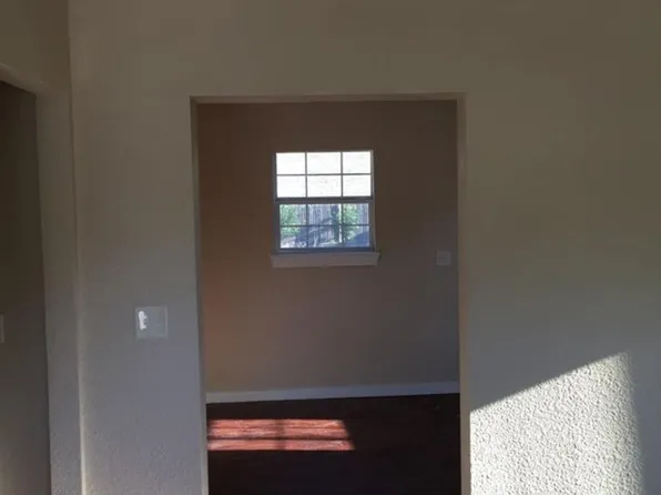 710 Poinsettia, San Antonio, TX 78202