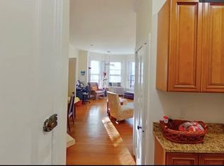 455 Beacon St #606, Boston, MA 02115