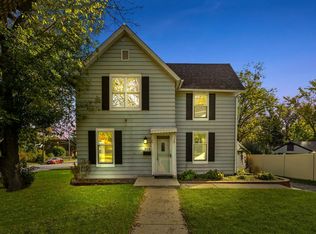 353 Wilcox Ave, Elgin, IL 60123