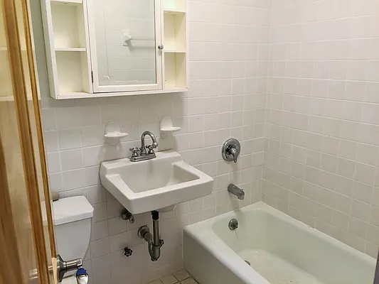 Rented by Joe Gotham LTD | media 20