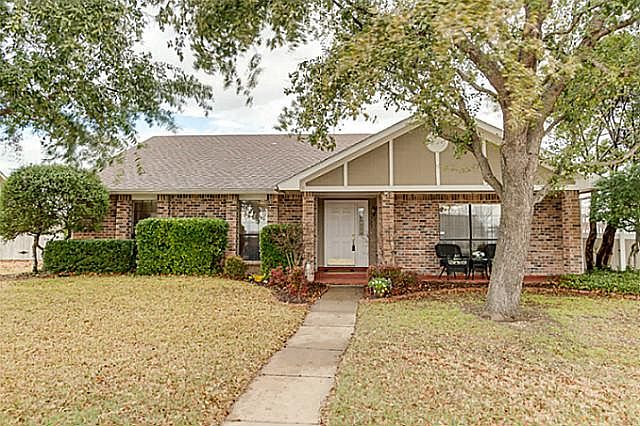 1st image of 1325 Mullins Dr