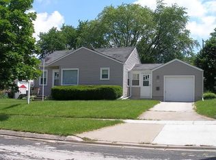 W166N8604 Theodore Ave, Menomonee Falls, WI 53051