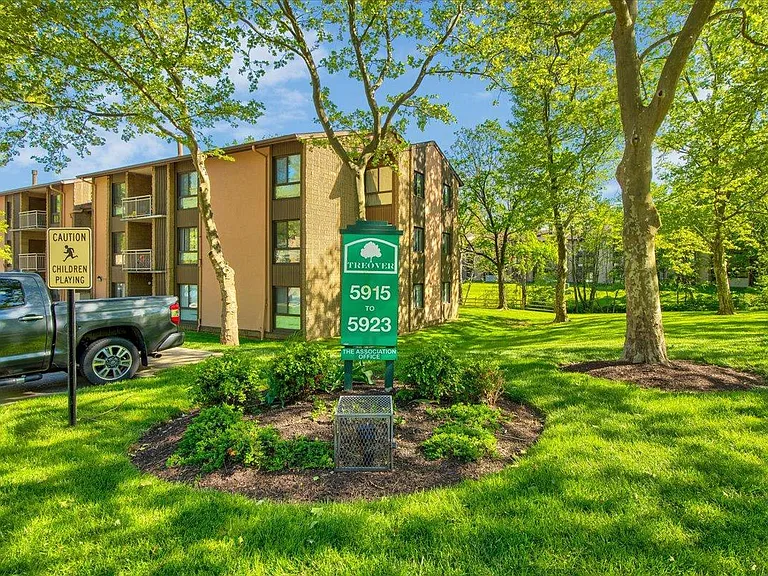 5915 Tamar Dr #12 — Photo 31