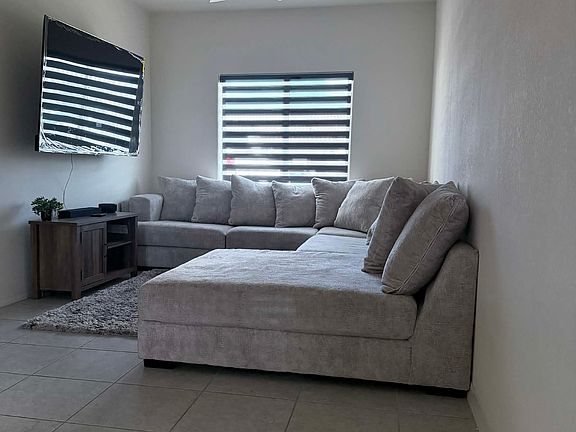 4th image of 7828 E 34th Pl