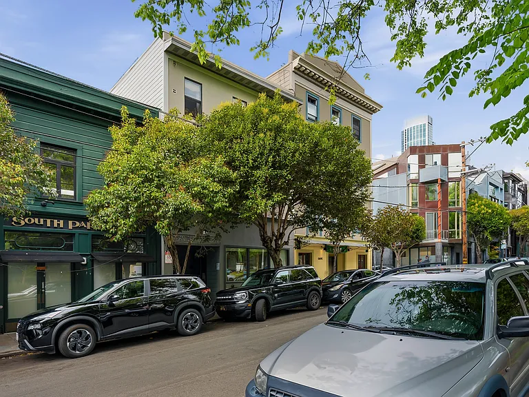 106 S Park St #201 — Photo 8