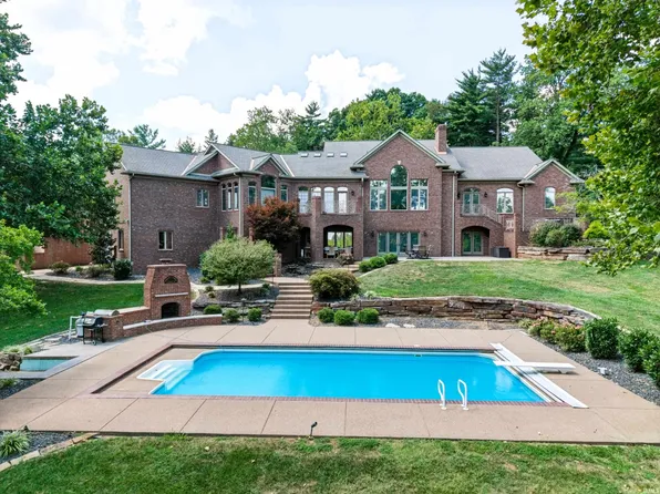 4801 Royal Oak Dr, Evansville, IN 47720