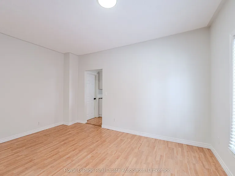 157 William St #1 — Photo 12