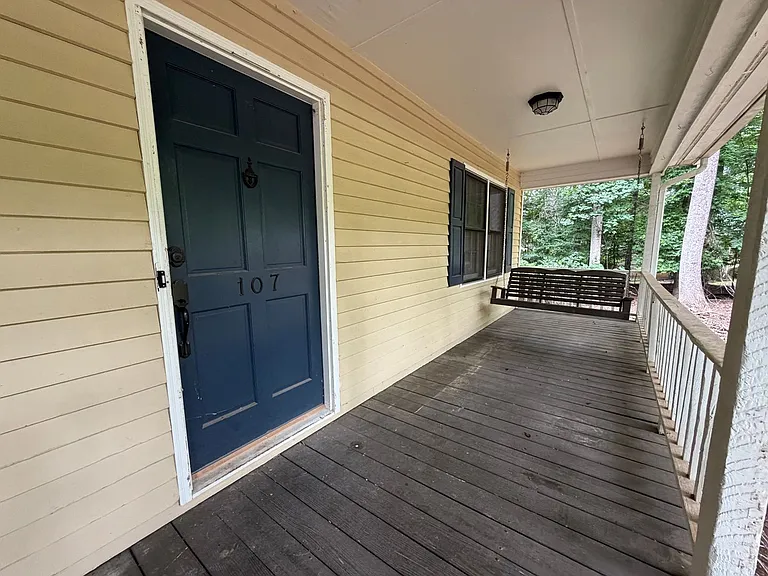 107 Austin Ct — Photo 12