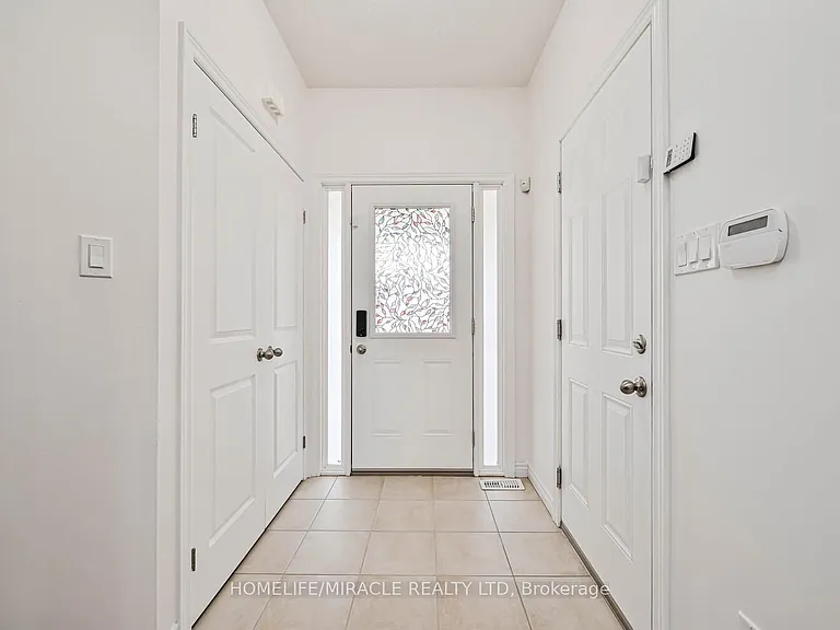 23 Pinot Cres #UPPER — Photo 6