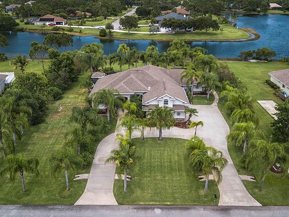 3rd image of 5636 Cypress Creek Dr