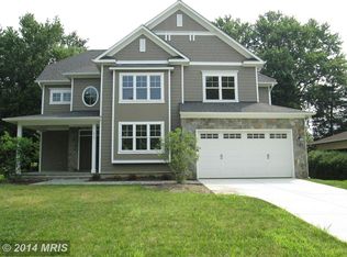 915 Frederick St SW, Vienna, VA 22180