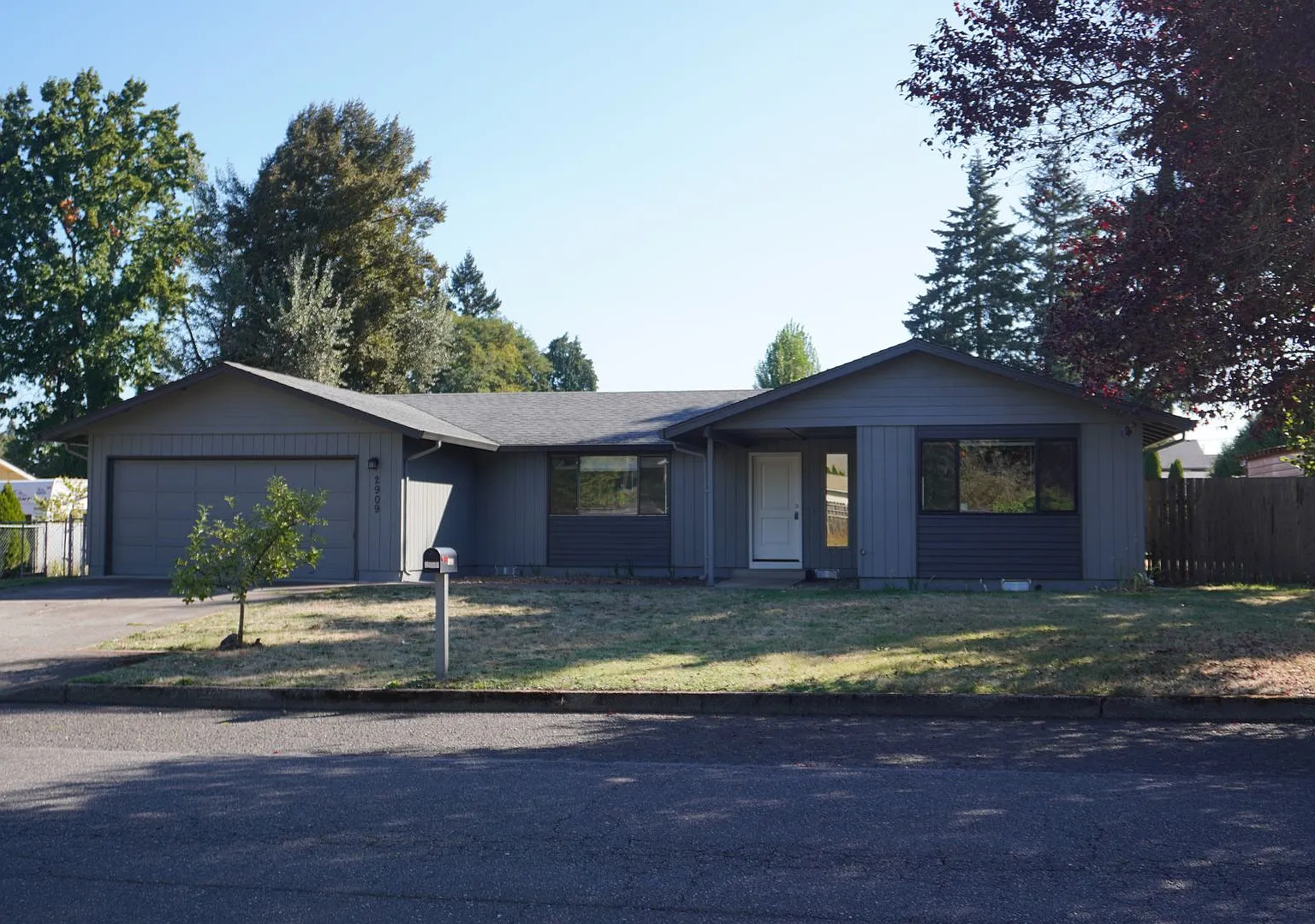 Completely Remodeled Single Level Home for Lease - 2909 NE 135th Ave — Photo 1